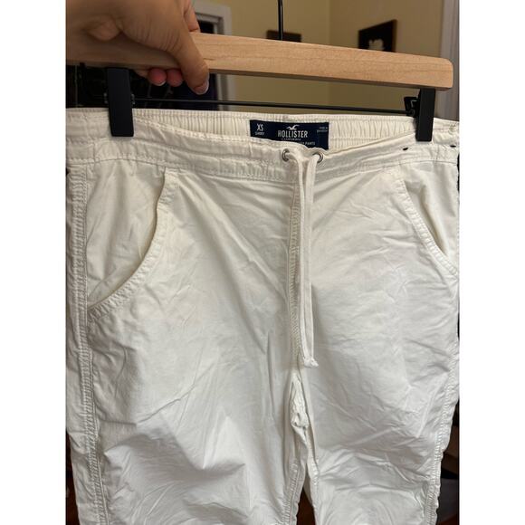 Hollister ULTRA HIGH RISE BAGGY PANTS in White Size XS Short - Picture 14 of 14